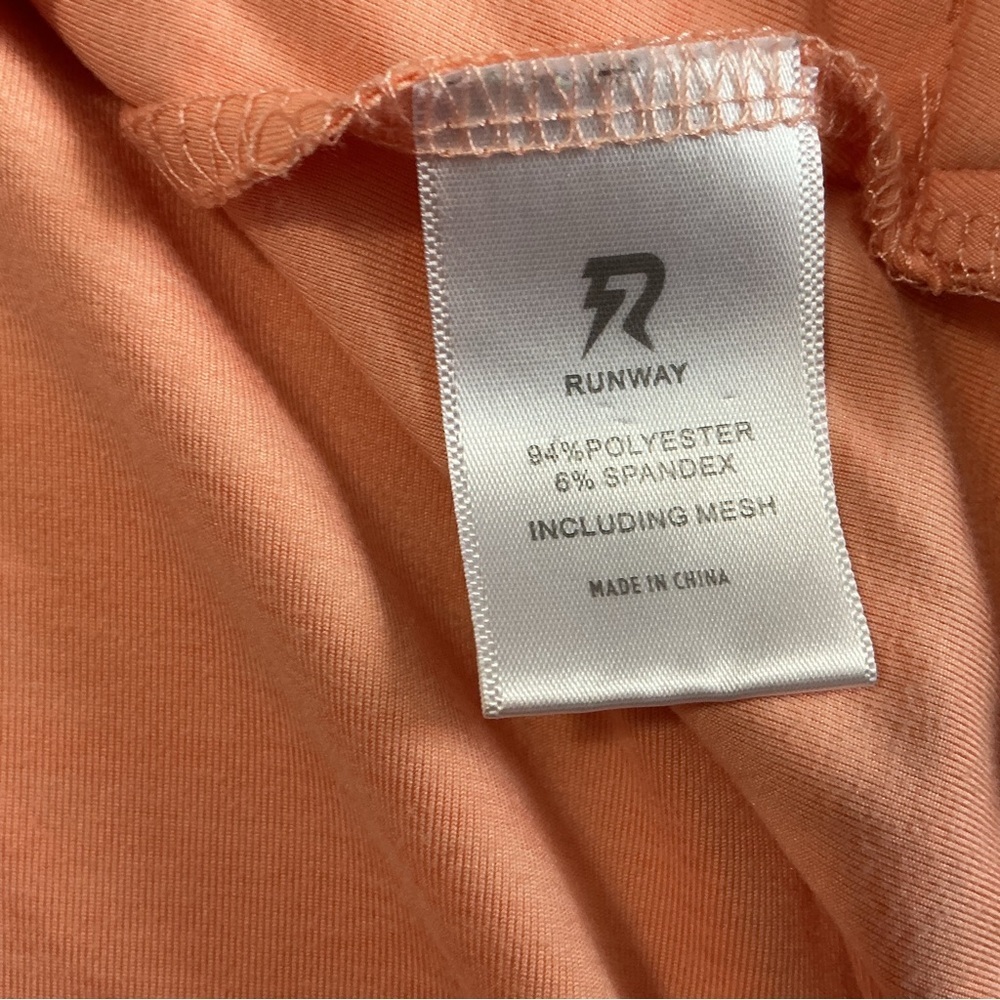 Runway Peach Hoodie pocket thumb holes size large - Picture 9 of 14